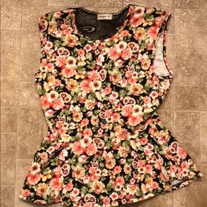 Cute sleeveless top
